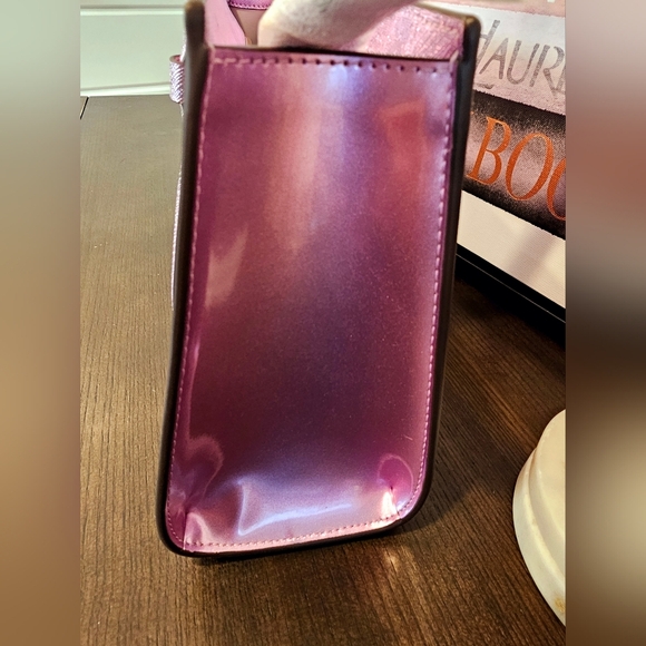 Kate Spade Kenzie Shoulder Bag. - Picture 5 of 10